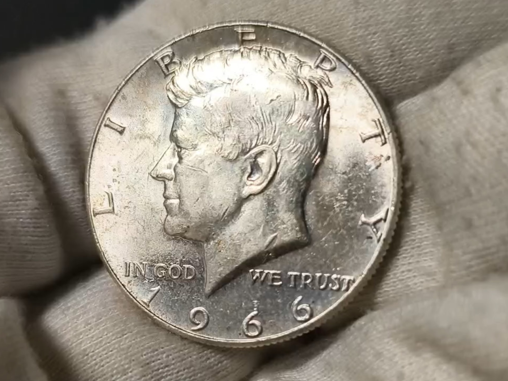 币信海外(币信是哪个公司的)